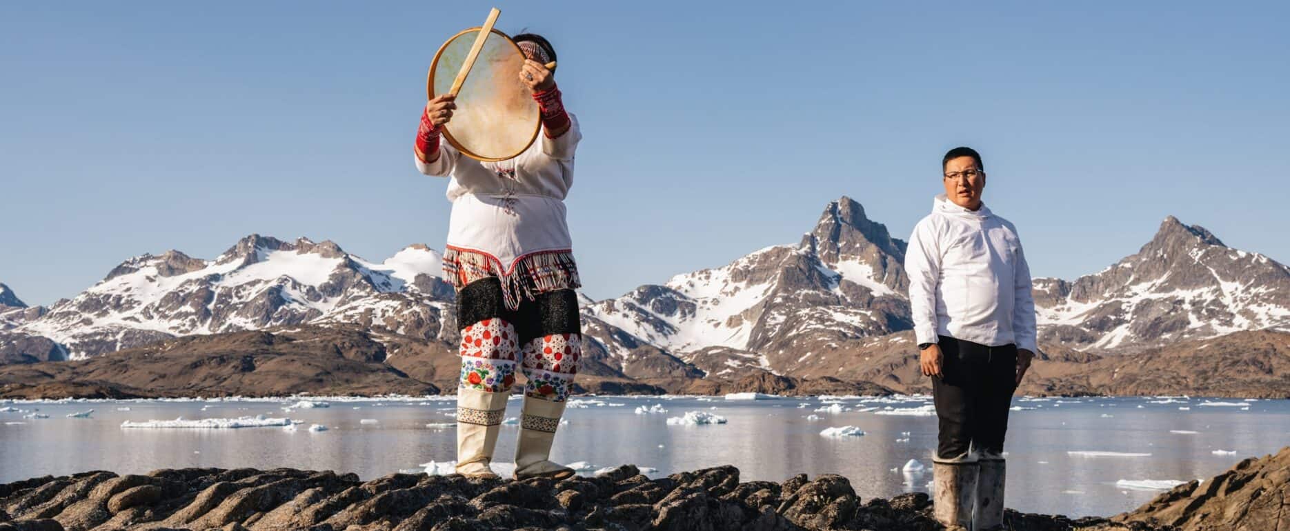 Drum Dance. Photo by Filip Gielda
