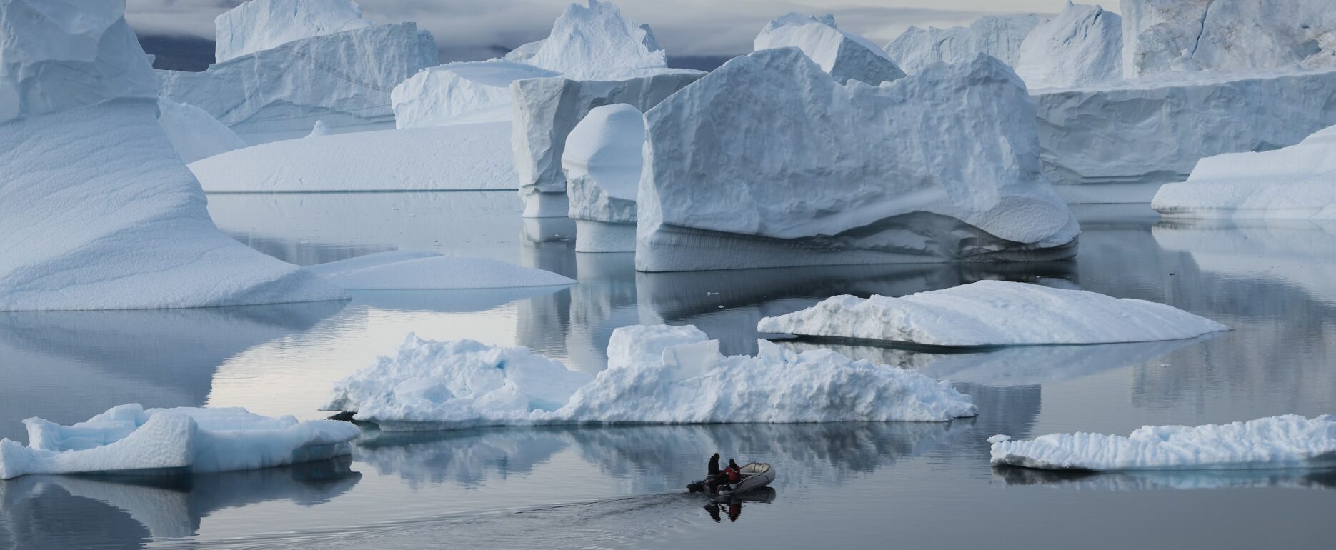 Iceberg Graveyard Zodiac. Photo: Jason Charles Hill - Visit Greenland