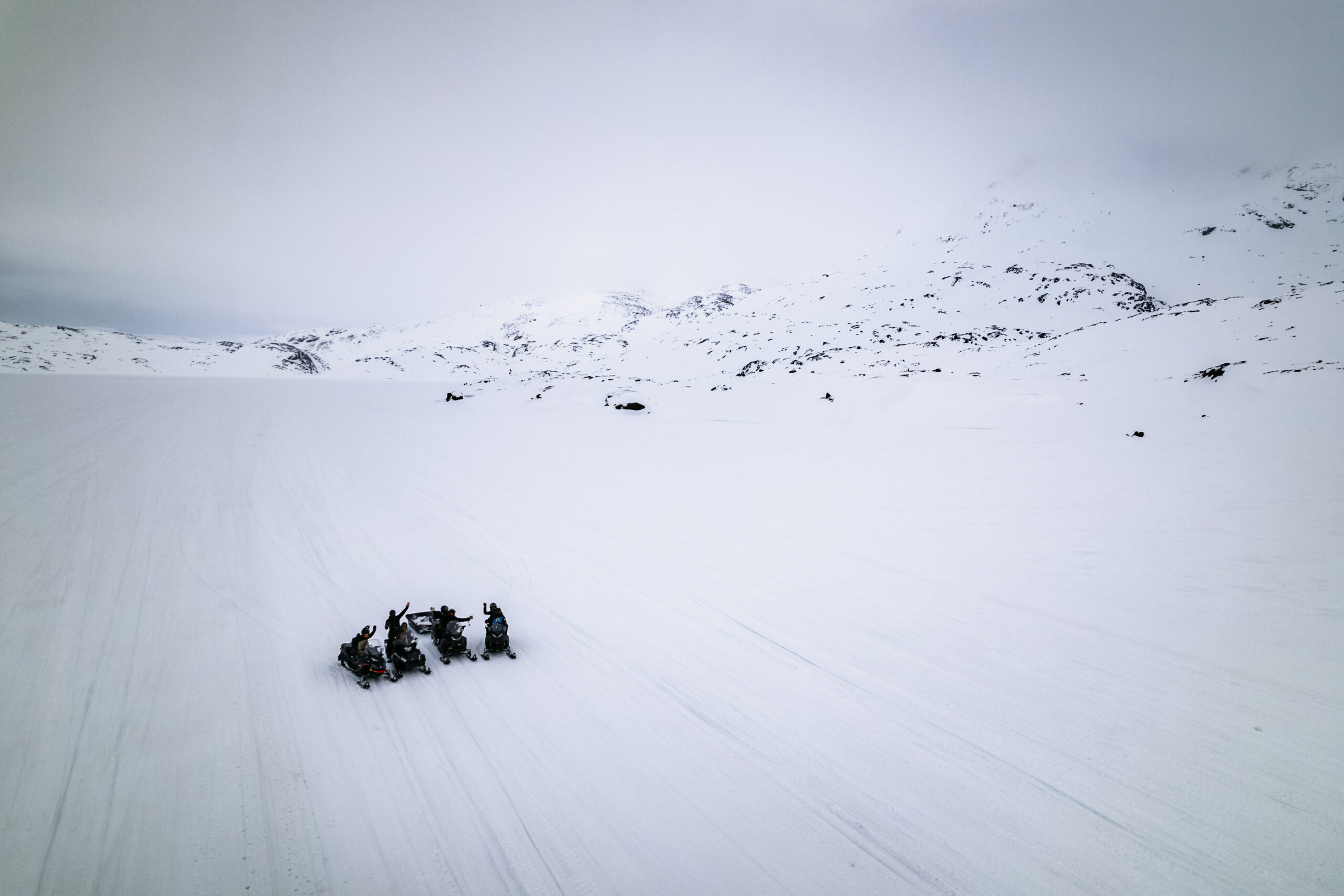 Transfer by Tasiilaq Tours. Photo by Aningaaq Rosing Carlsen - Visit Greenland