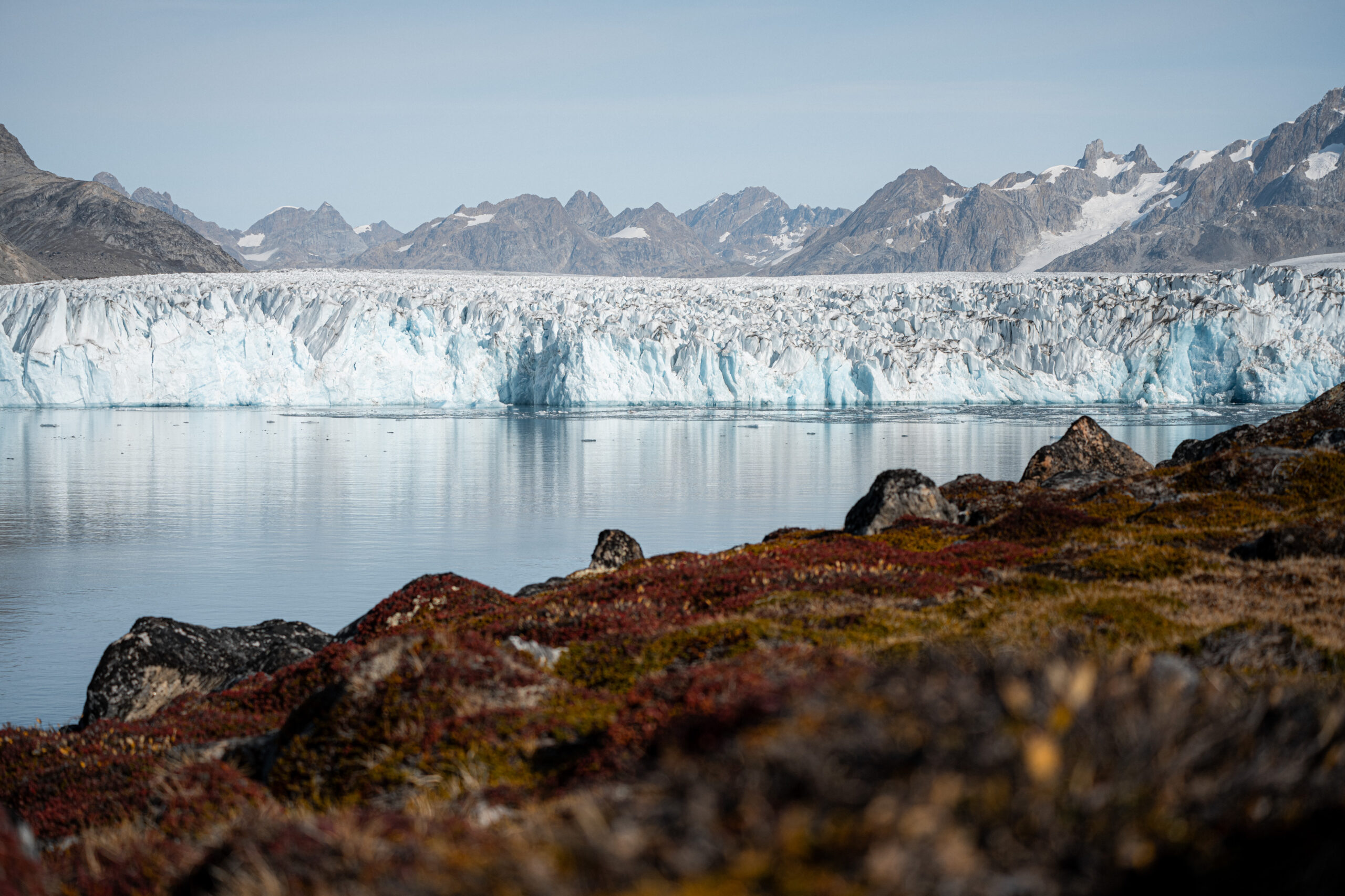 Knud Rasmussen Glacier from picknick spot. Photo by Chris Koenig - Visit Greenland