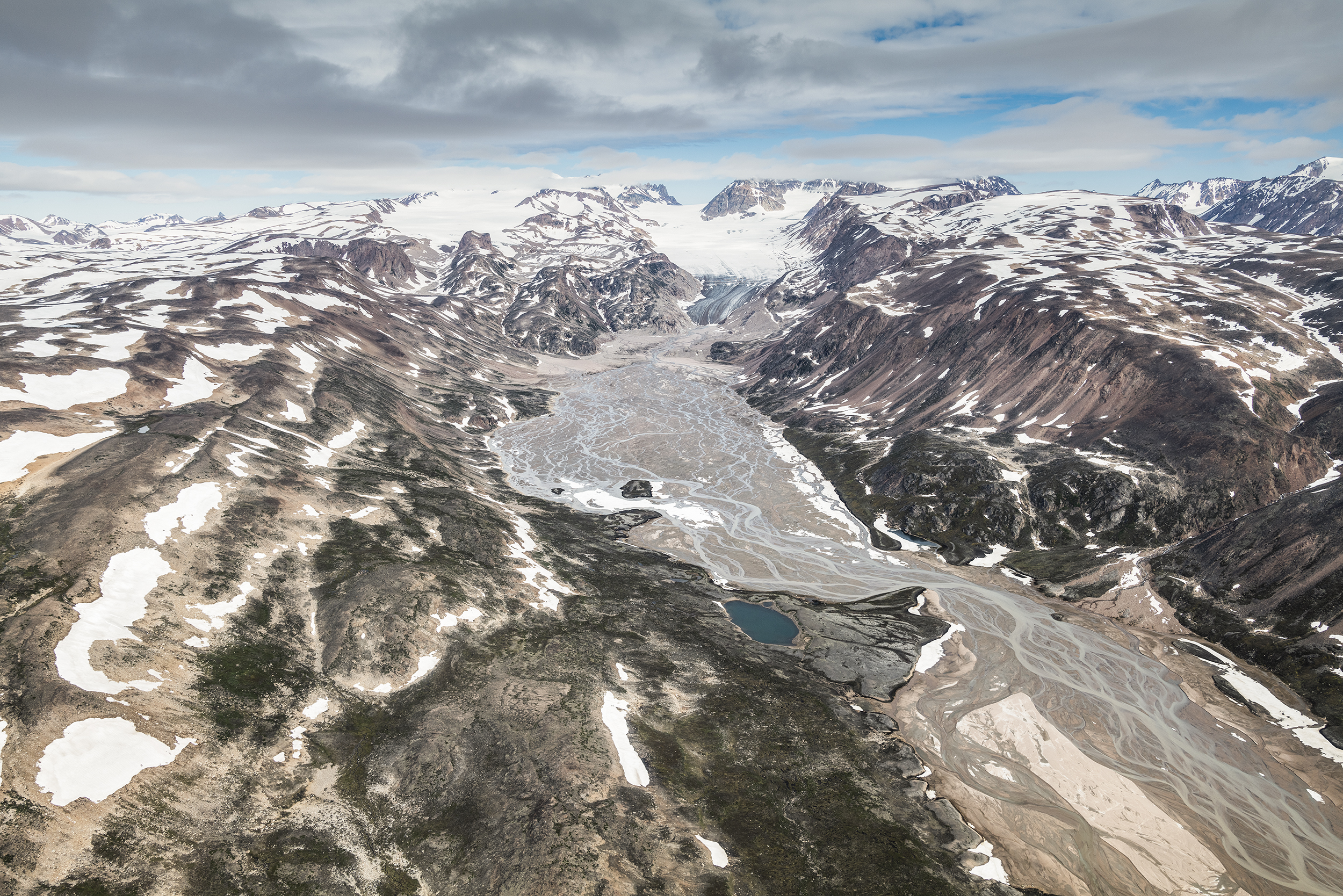 Areal landscape East Greenland. Photo by Carsten Egevang - Visit East Greenland